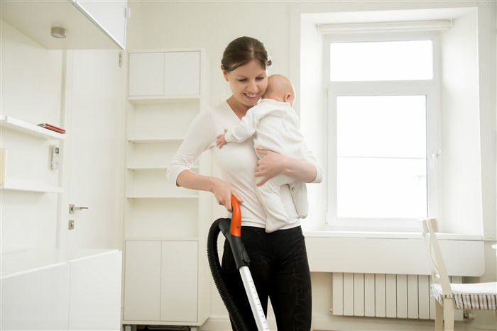 pulire casa con un neonato